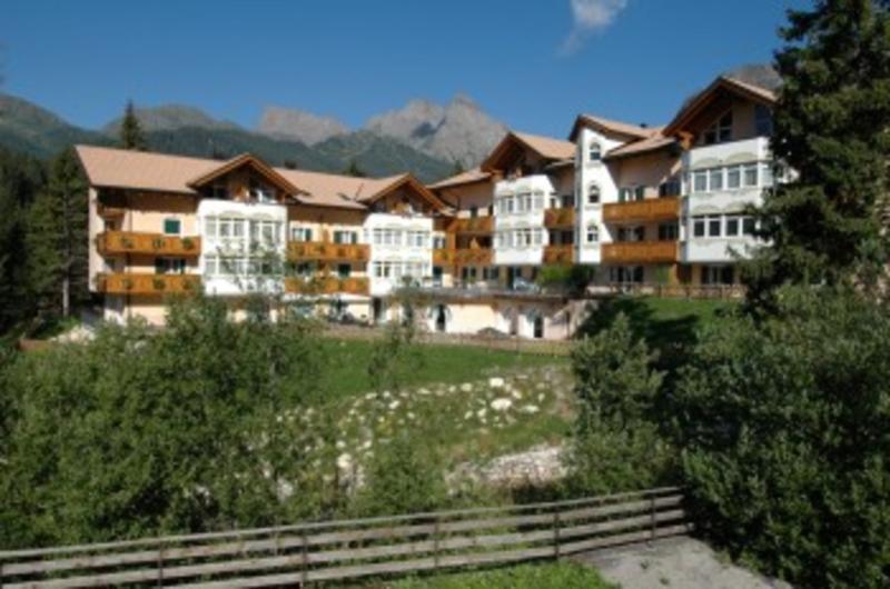 Residence Pez Gajard San Martino Di Castrozza Exterior photo